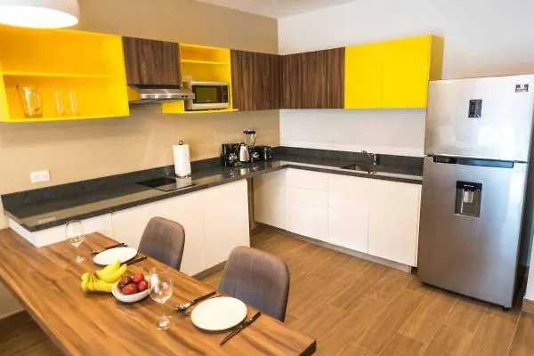 Apartment Yellow *
